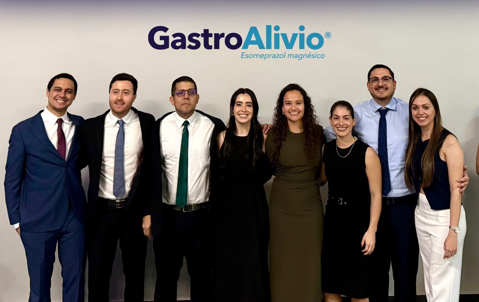 Gutis fue anfitrión en presentación de tesis de estudiantes en gastroenterología